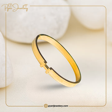 Pyaari Jewellery Premium Gold-Tone “H” Bangle Bracelet