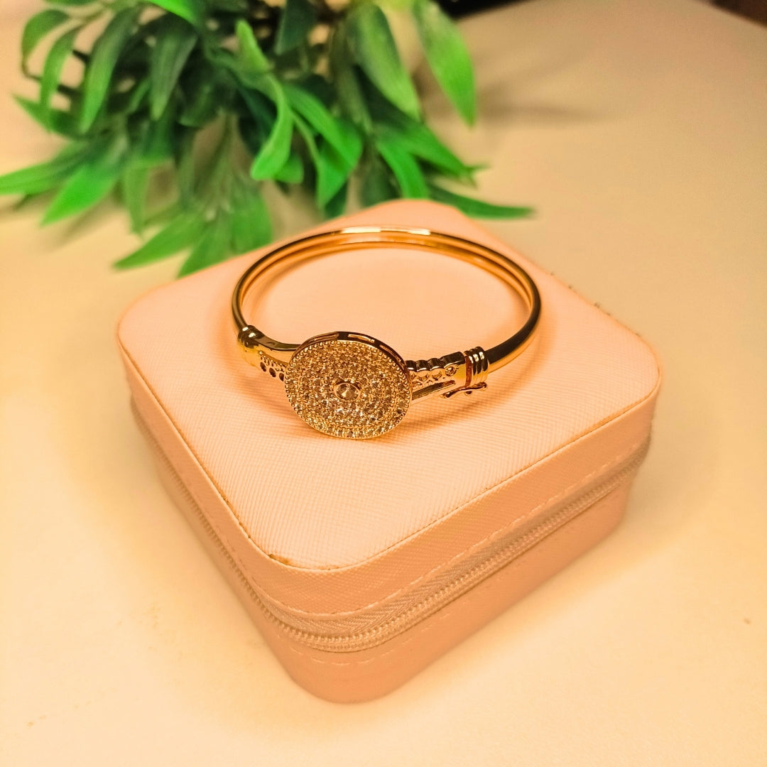 Crystal Round Disc Gold-Plated Jewelry Set | Artificial Jewelry for Women