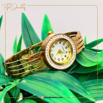 Women’s Gold Bracelet Watch – Crystal Round Dial