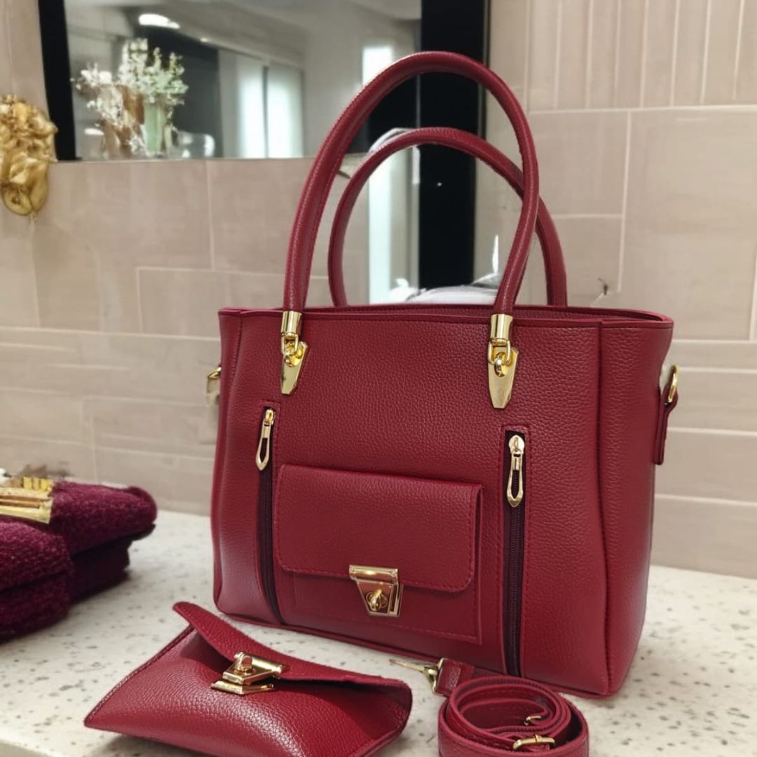 Trendy Minimalist Sling Bag for Casual & Travel Use