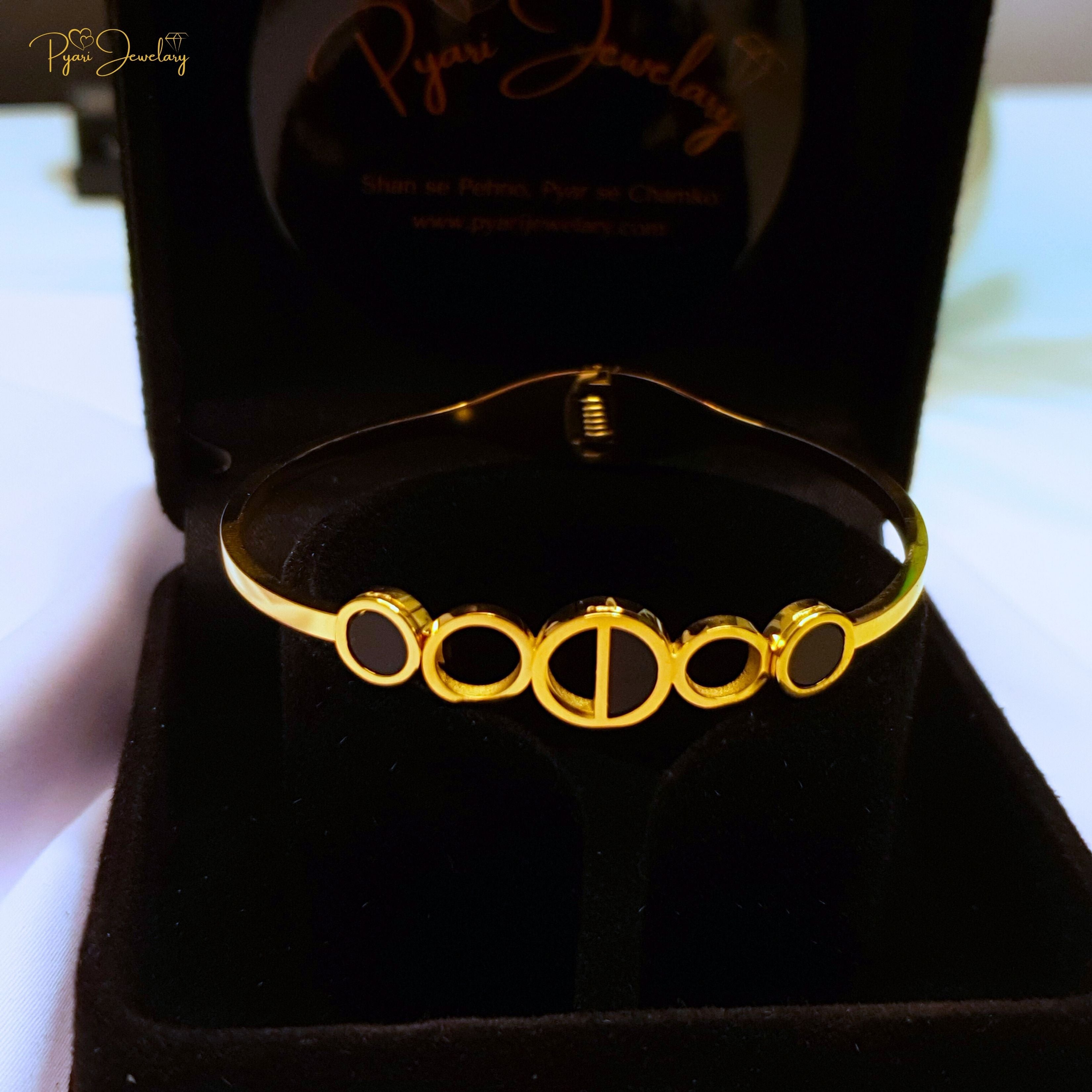 Chic Bracelets for Women - Stylish & Unique