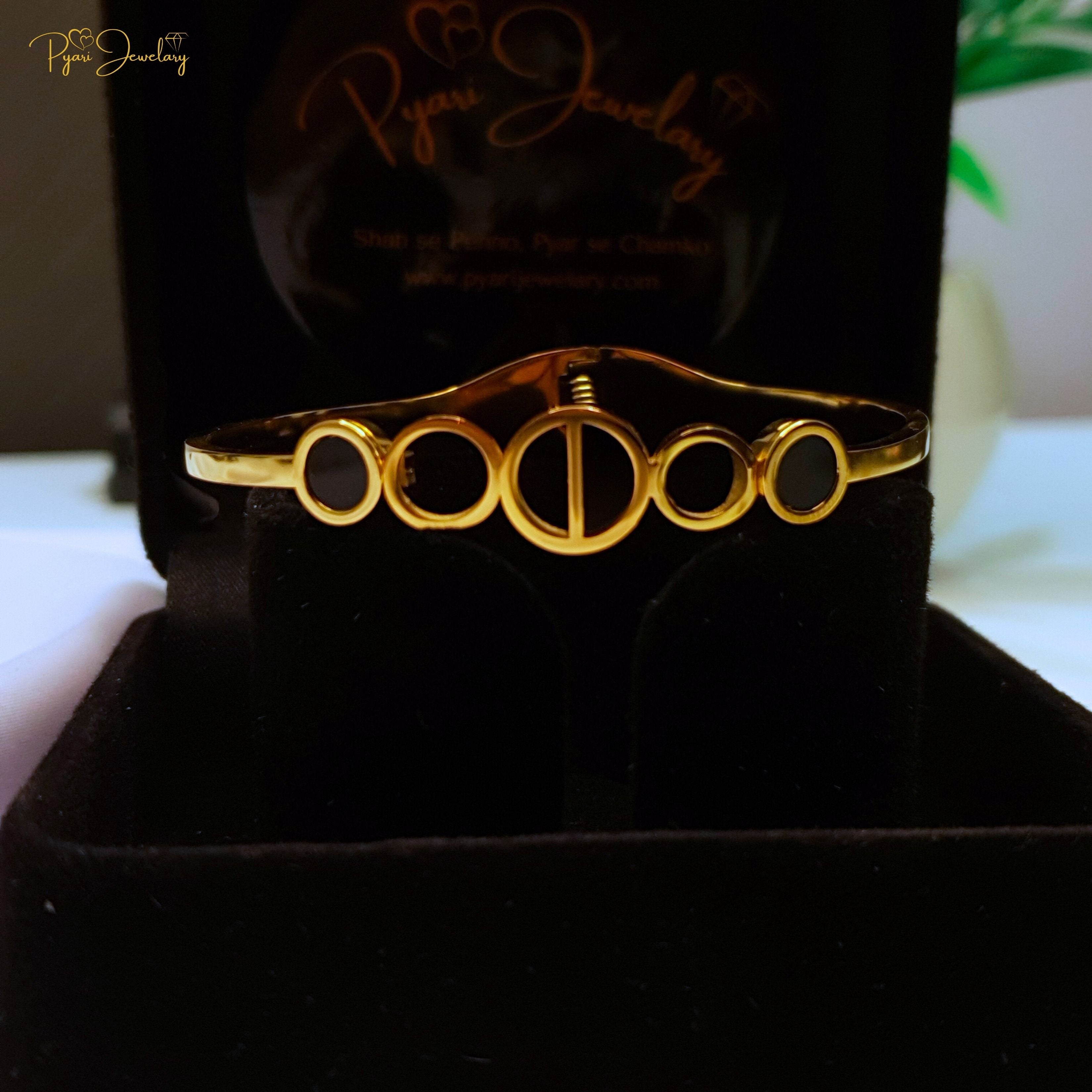 Chic Bracelets for Women - Stylish & Unique