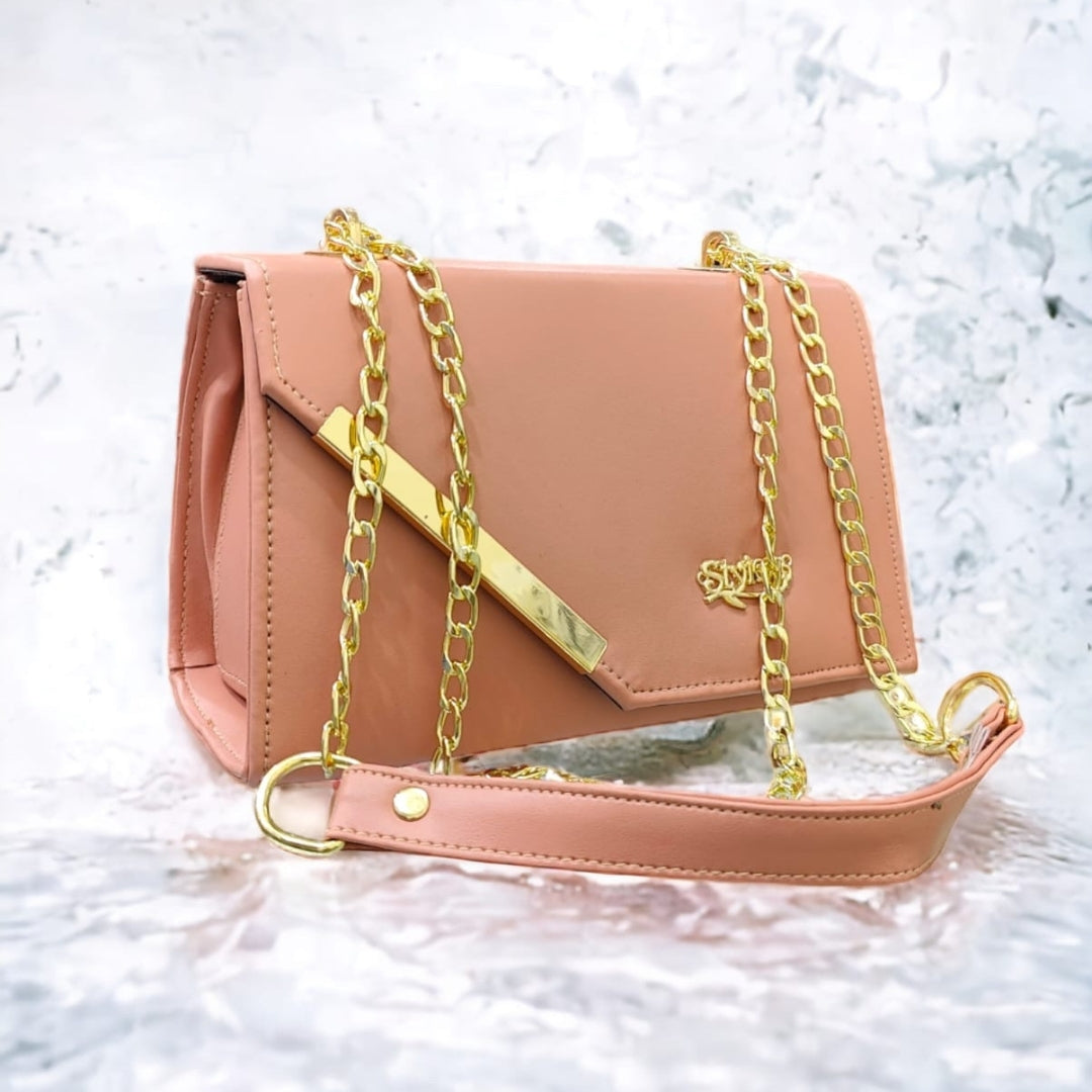 Elegant Chain Shoulder Bag for Women | Stylish Crossbody Handbag with Golden Detailing
